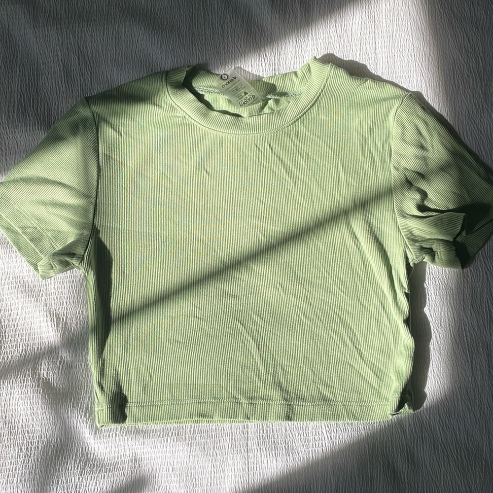 Green crop top